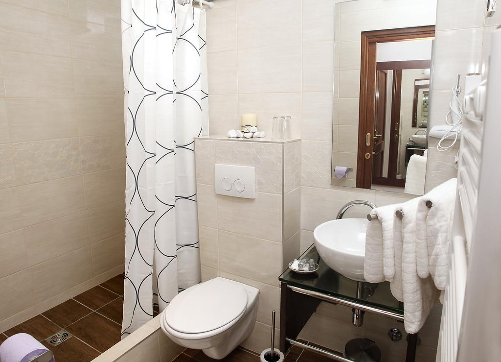 Guest House Isabel Ζάγκρεμπ Εξωτερικό φωτογραφία