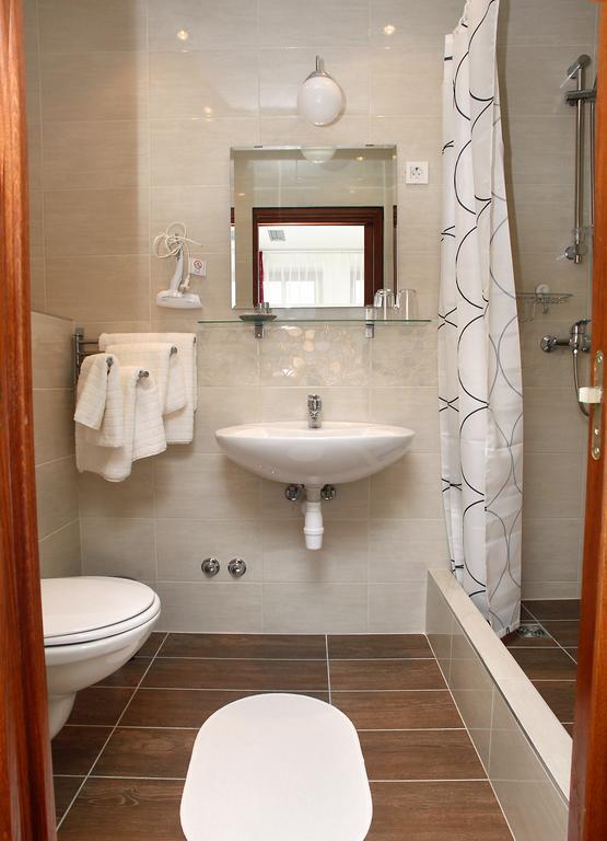 Guest House Isabel Ζάγκρεμπ Εξωτερικό φωτογραφία